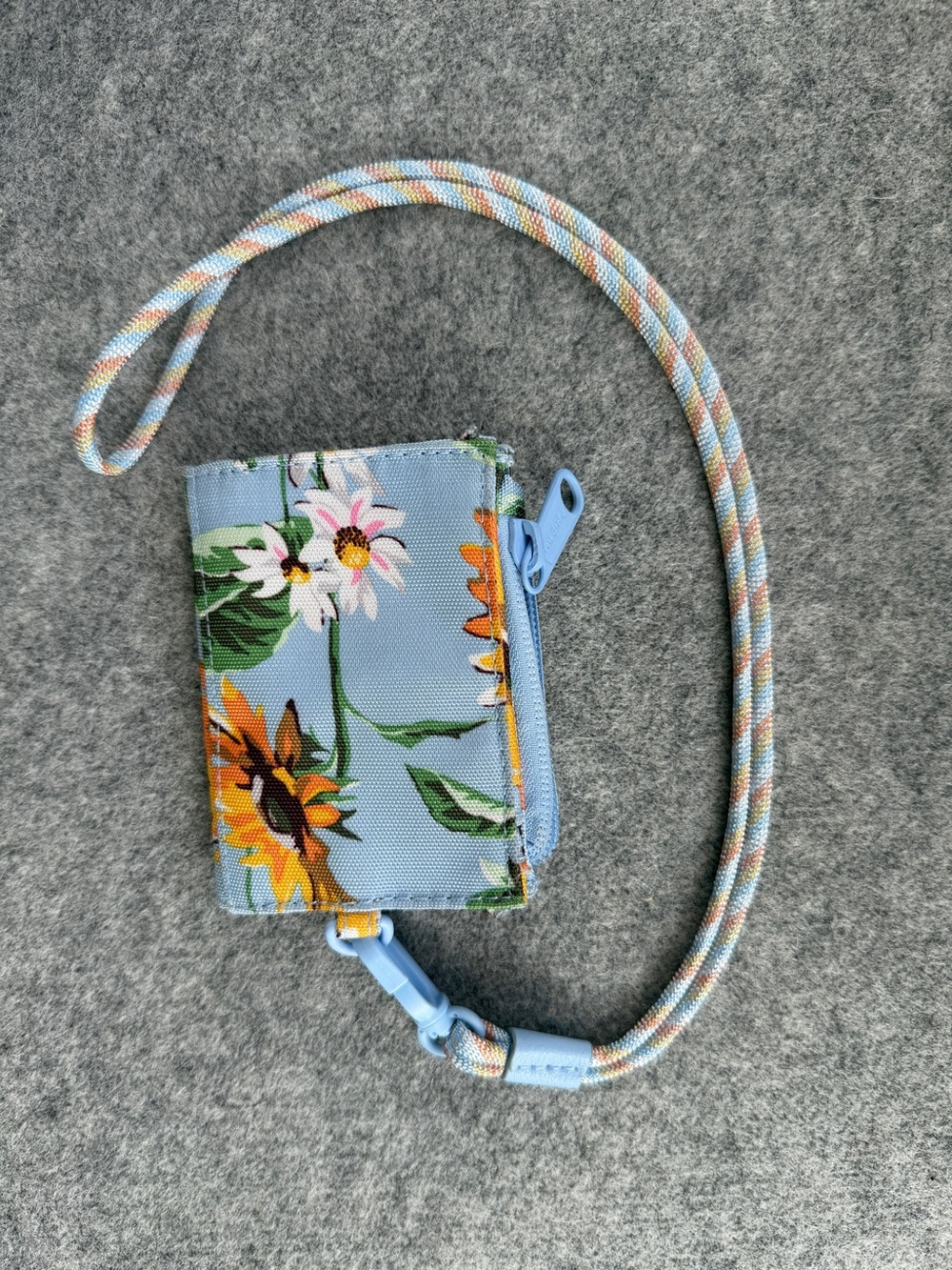Vera Bradley Floral Lanyard Card Holder - Light Blue Sunflower Print